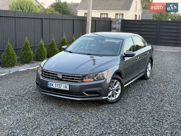 Авто Volkswagen Passat 2017 № 7896076