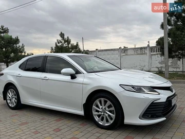 Авто Toyota Camry 2021 № 7896153