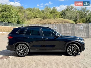 Авто BMW X5 2022 № 7896204