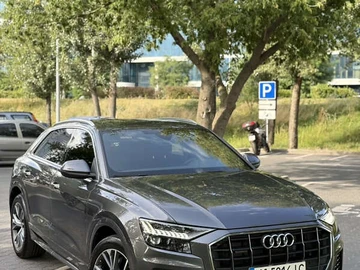 Авто Audi Q8 2022 № 7896206