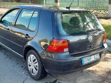 Авто Volkswagen Golf 2002 № 7896211