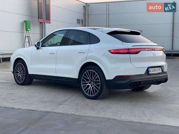 Авто Porsche Cayenne 2020 № 7896511