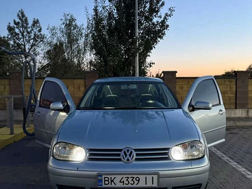 Авто Volkswagen Golf 2003 № 7896557