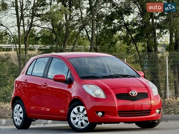 Авто Toyota Yaris 2009 № 7896606