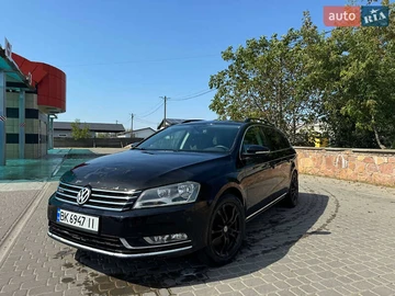 Авто Volkswagen Passat 2011 № 7896680