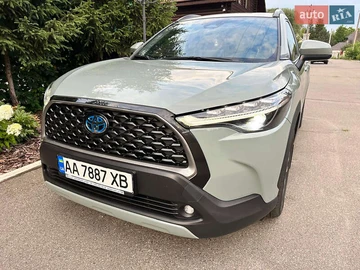 Авто Toyota Corolla Cross 2023 № 7896880