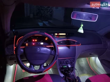 Авто Renault Laguna 2002 № 7896955