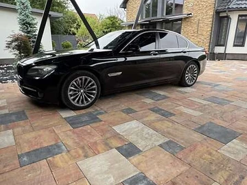 Авто BMW 7 Series 2011 № 7897127