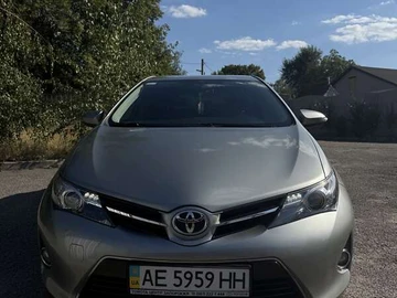 Авто Toyota Auris 2013 № 7897179