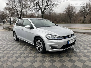 Авто Volkswagen E-Golf 2019 № 7897199