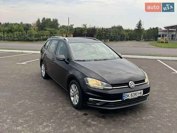 Авто Volkswagen Golf 2017 № 7897201