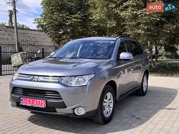 Авто Mitsubishi Outlander 2013 № 7897212