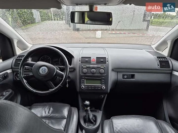 Авто Volkswagen Touran 2005 № 7897562