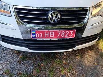 Авто Volkswagen Touran 2009 № 7897592