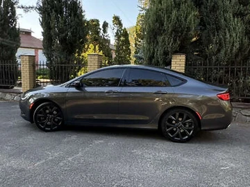 Авто Chrysler 200 2014 № 7897784