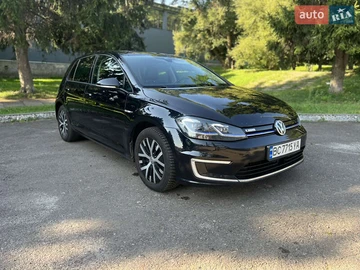 Авто Volkswagen E-Golf 2017 № 7897810
