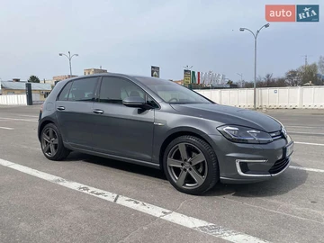 Авто Volkswagen E-Golf 2018 № 7897863