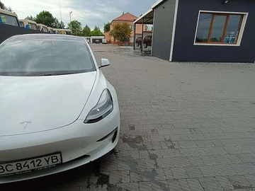 Авто Tesla Model 3 2021 № 7897901