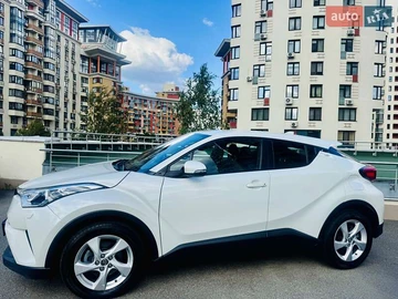 Авто Toyota C-Hr 2017 № 7897912