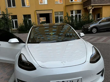 Авто Tesla Model 3 2023 № 7897937