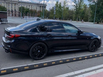 Авто BMW 5 Series 2017 № 7898007