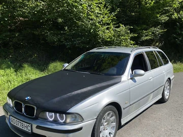 Авто BMW 5 Series 2000 № 7898135