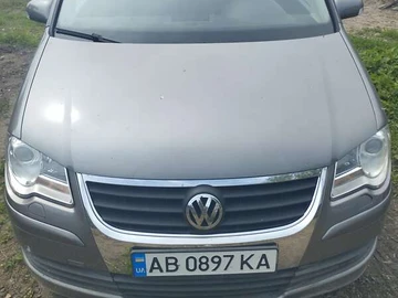 Авто Volkswagen Touran 2008 № 7898274