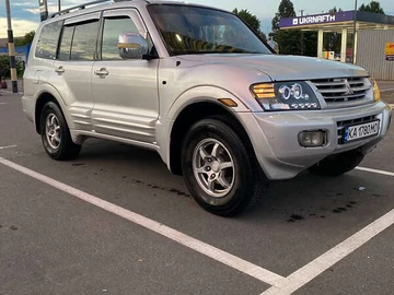 Авто Mitsubishi Montero 2000 № 7898284