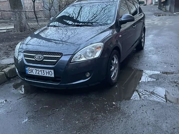 Авто KIA Ceed 2009 № 7898290