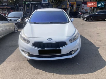 Авто KIA Ceed 2013 № 7898420