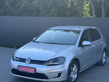 Авто Volkswagen E-Golf 2016 № 7898428