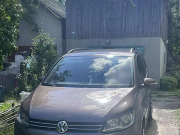 Авто Volkswagen Touran 2011 № 7898446