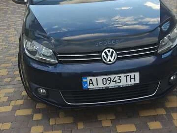 Авто Volkswagen Touran 2011 № 7898475