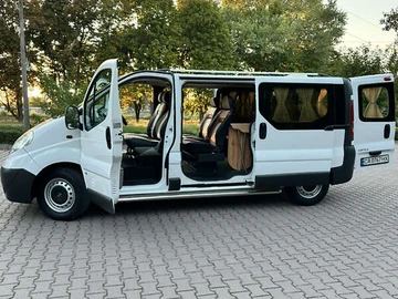 Авто Opel Vivaro 2009 № 7898503