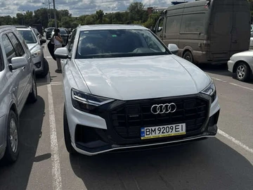Авто Audi Q8 2020 № 7898794