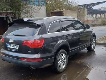 Авто Audi Q7 2008 № 7898921