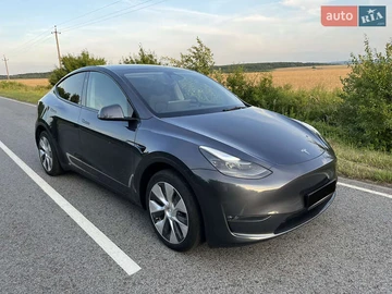 Авто Tesla Model Y 2023 № 7898955