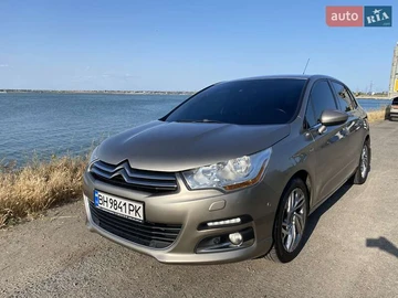 Авто Citroen C4 2012 № 7899076