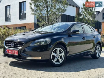 Авто Volvo V40 2013 № 7899102