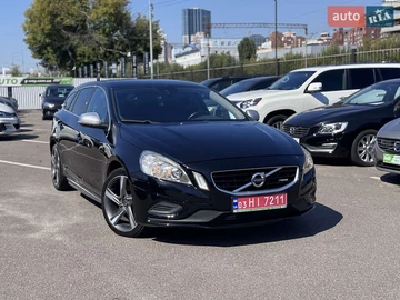 Авто Volvo V60 2013 № 7899399