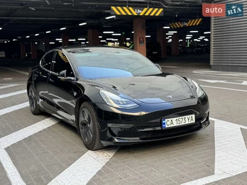 Авто Tesla Model 3 2019 № 7899446