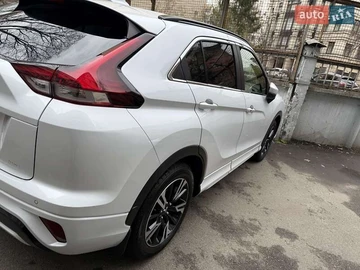 Авто Mitsubishi Eclipse Cross 2023 № 7899476