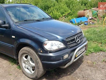 Авто Mercedes M-Class 2001 № 7899609