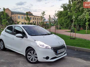 Авто Peugeot 208 2013 № 7899658