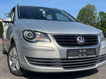 Авто Volkswagen Touran 2009 № 7899704