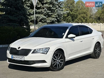 Авто Skoda Superb 2015 № 7899797