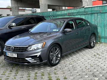 Авто Volkswagen Passat 2018 № 7899802