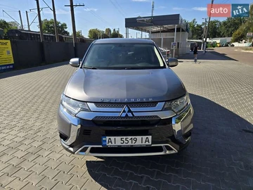 Авто Mitsubishi Outlander 2019 № 7899861