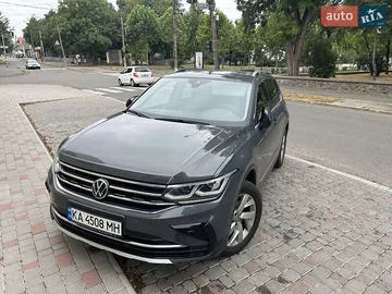 Авто Volkswagen Tiguan 2021 № 7899909
