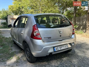 Авто Dacia Sandero 2009 № 7899955